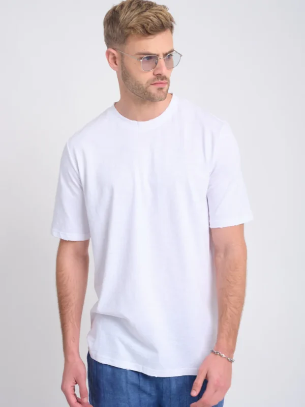 חולצה קצרה