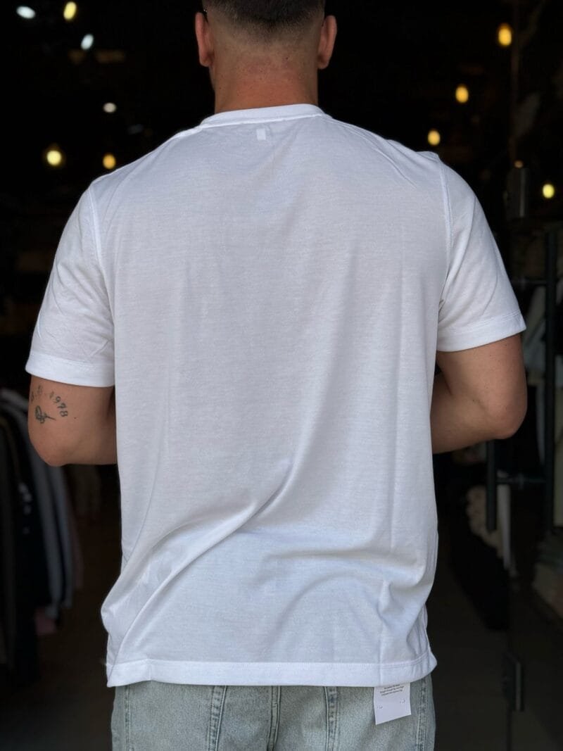 ⁦חולצה קצרה⁩ – תמונה ⁦2⁩
