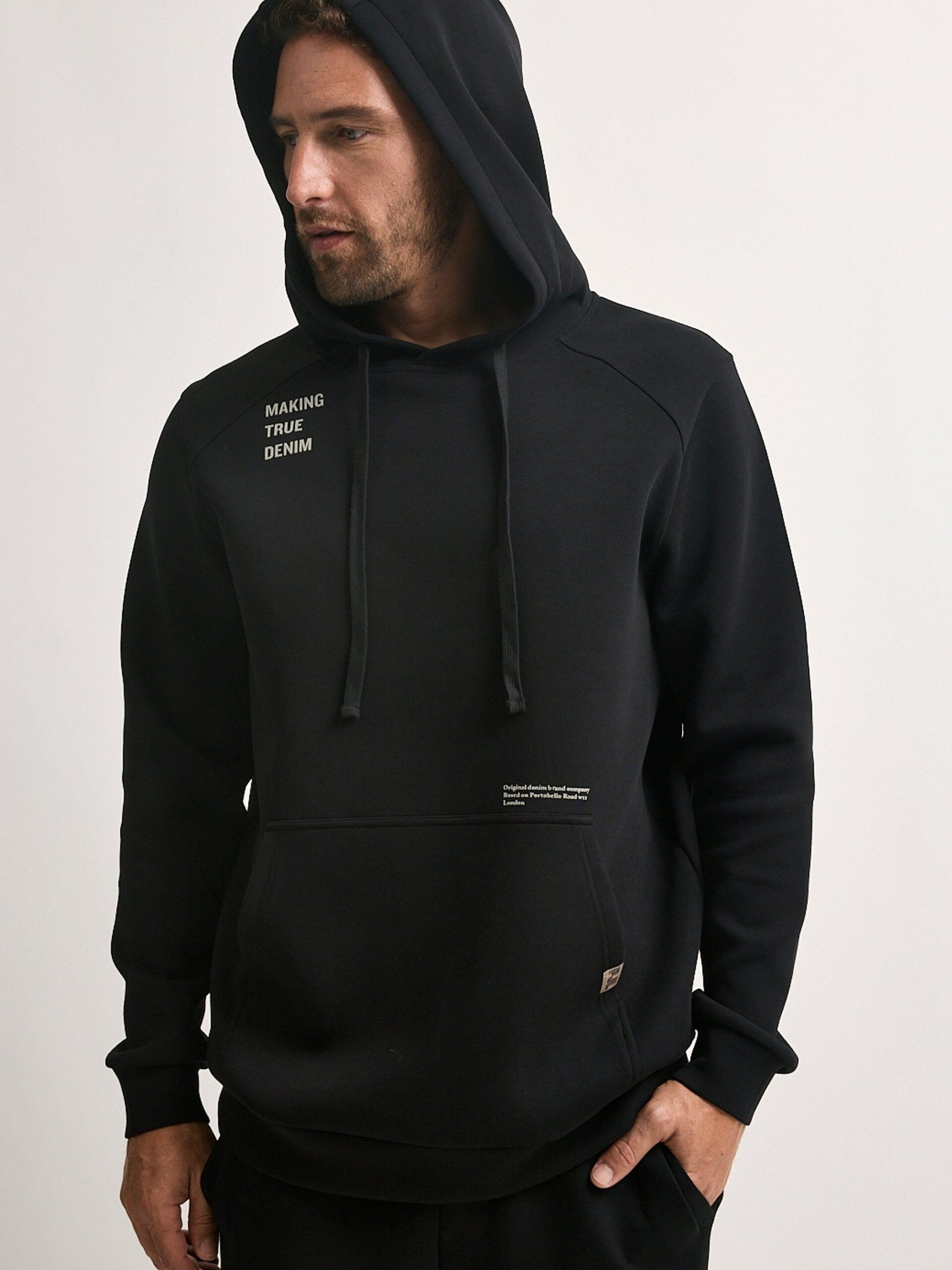 חליפה קפוצ’ון ומכנס – תמונה 3