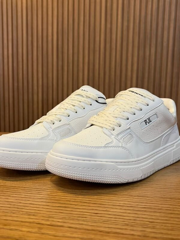 סניקרס לגברים