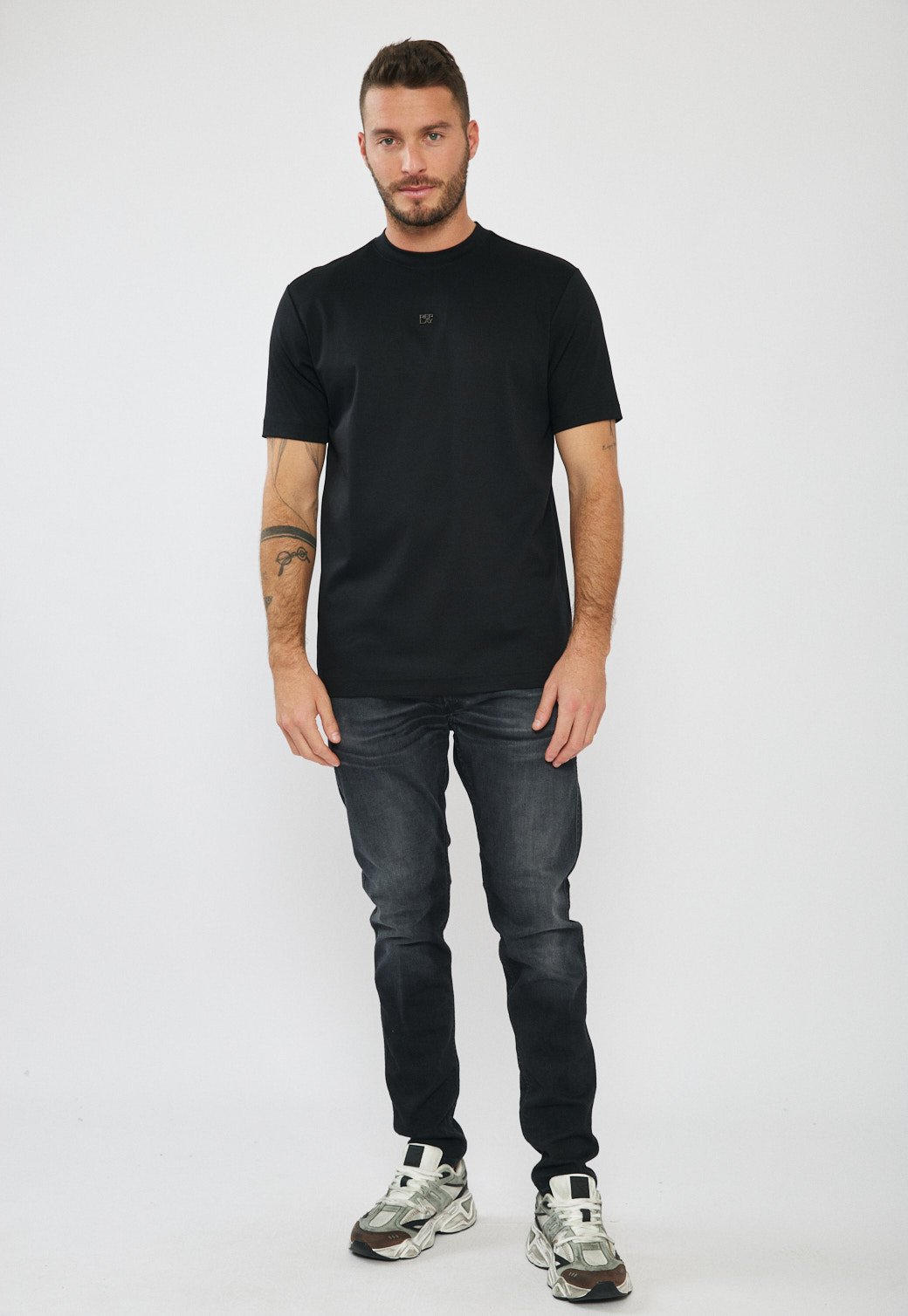 חולצה קצרה – תמונה 7