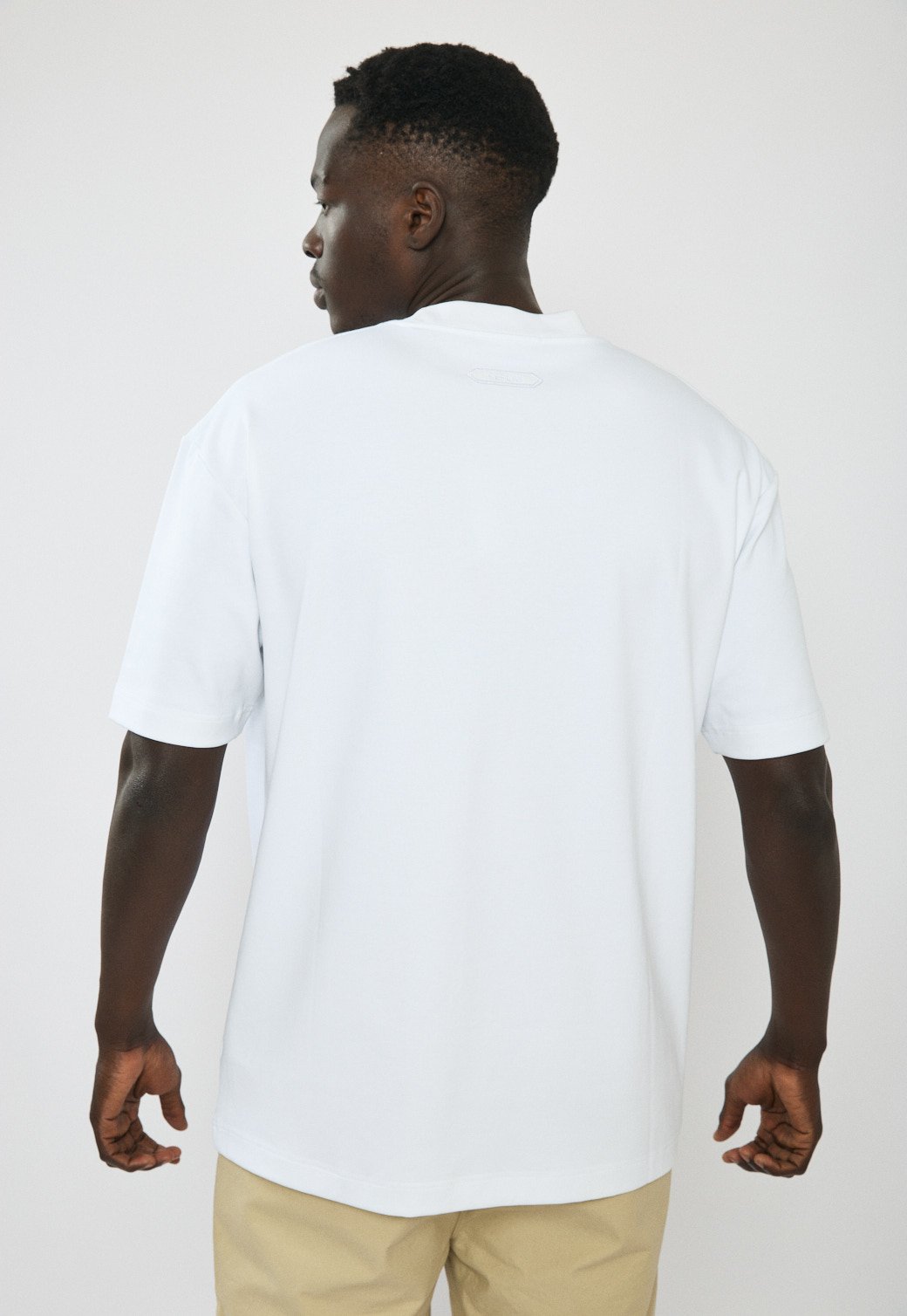 חולצה קצרה – תמונה 2