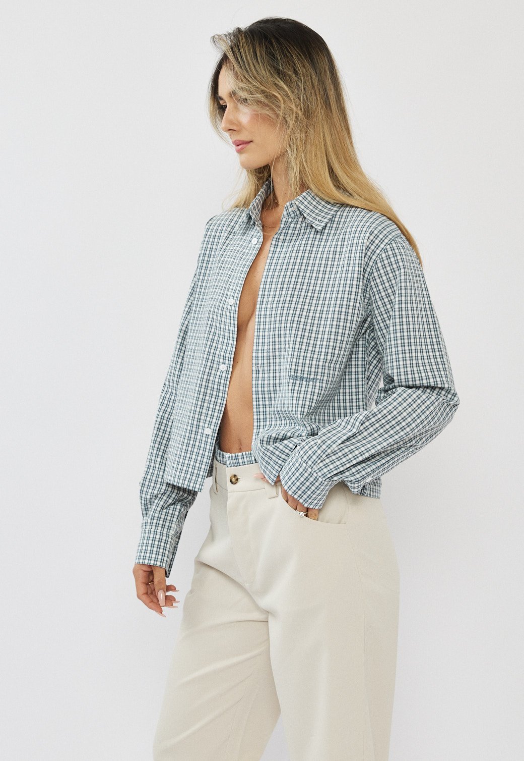 חולצה מכופתרת – תמונה 3