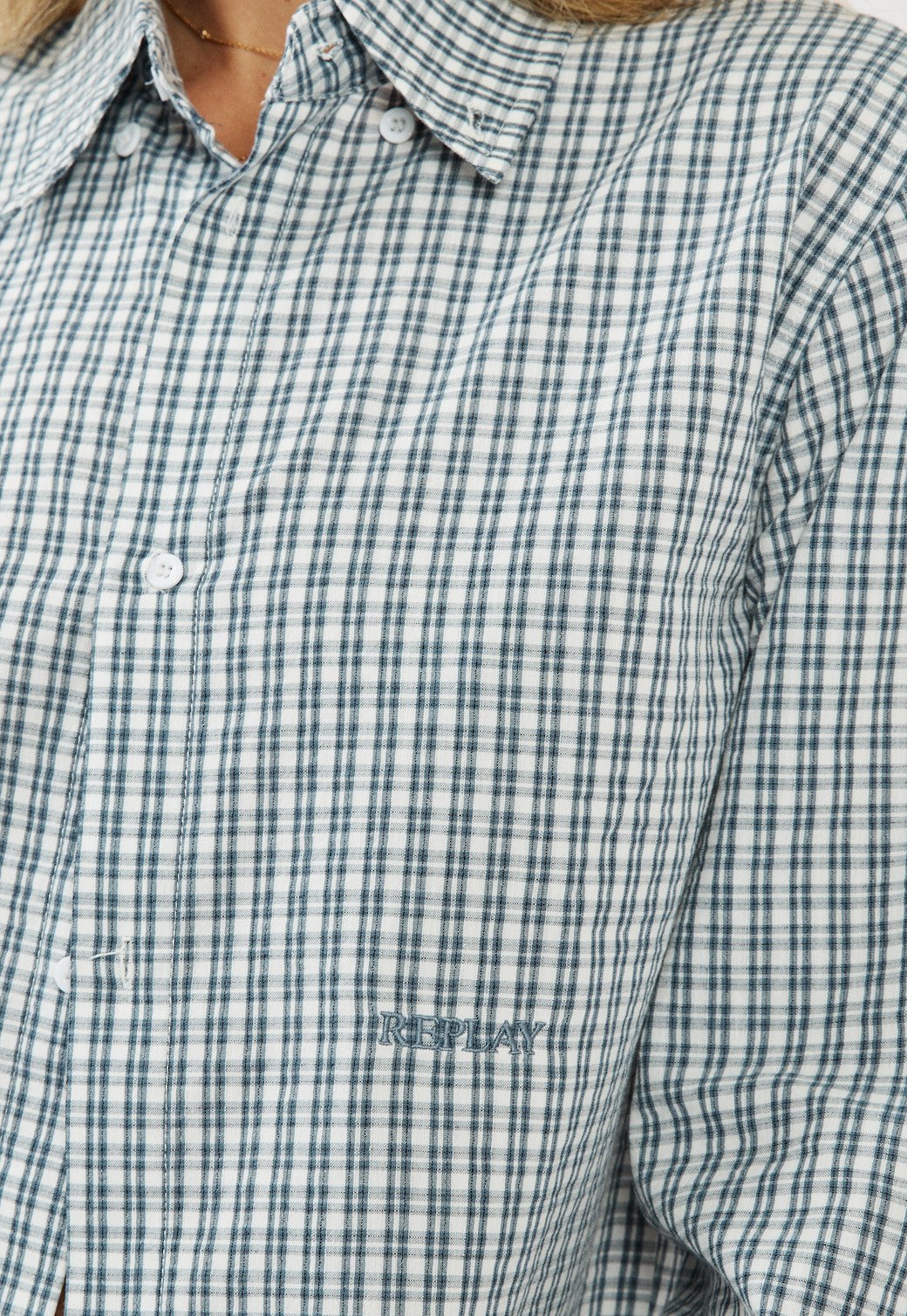 חולצה מכופתרת – תמונה 5