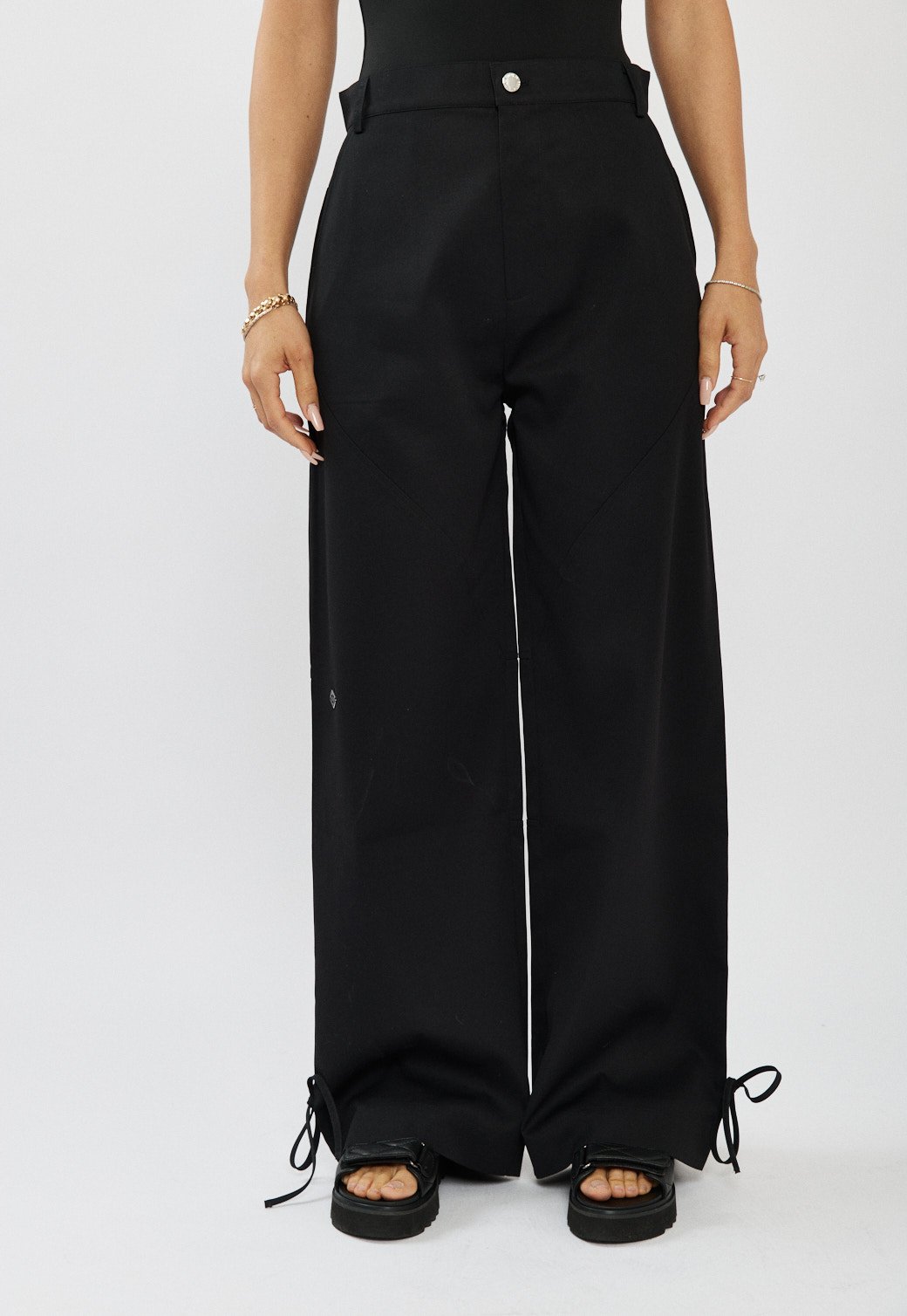 מכנס רגל רחבה