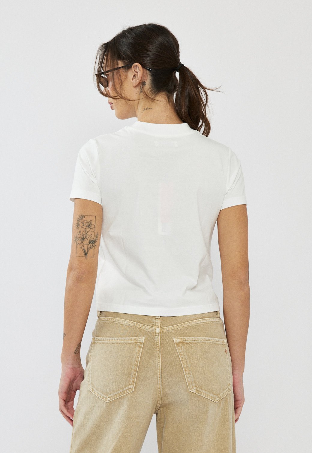 חולצה קצרה – תמונה 2