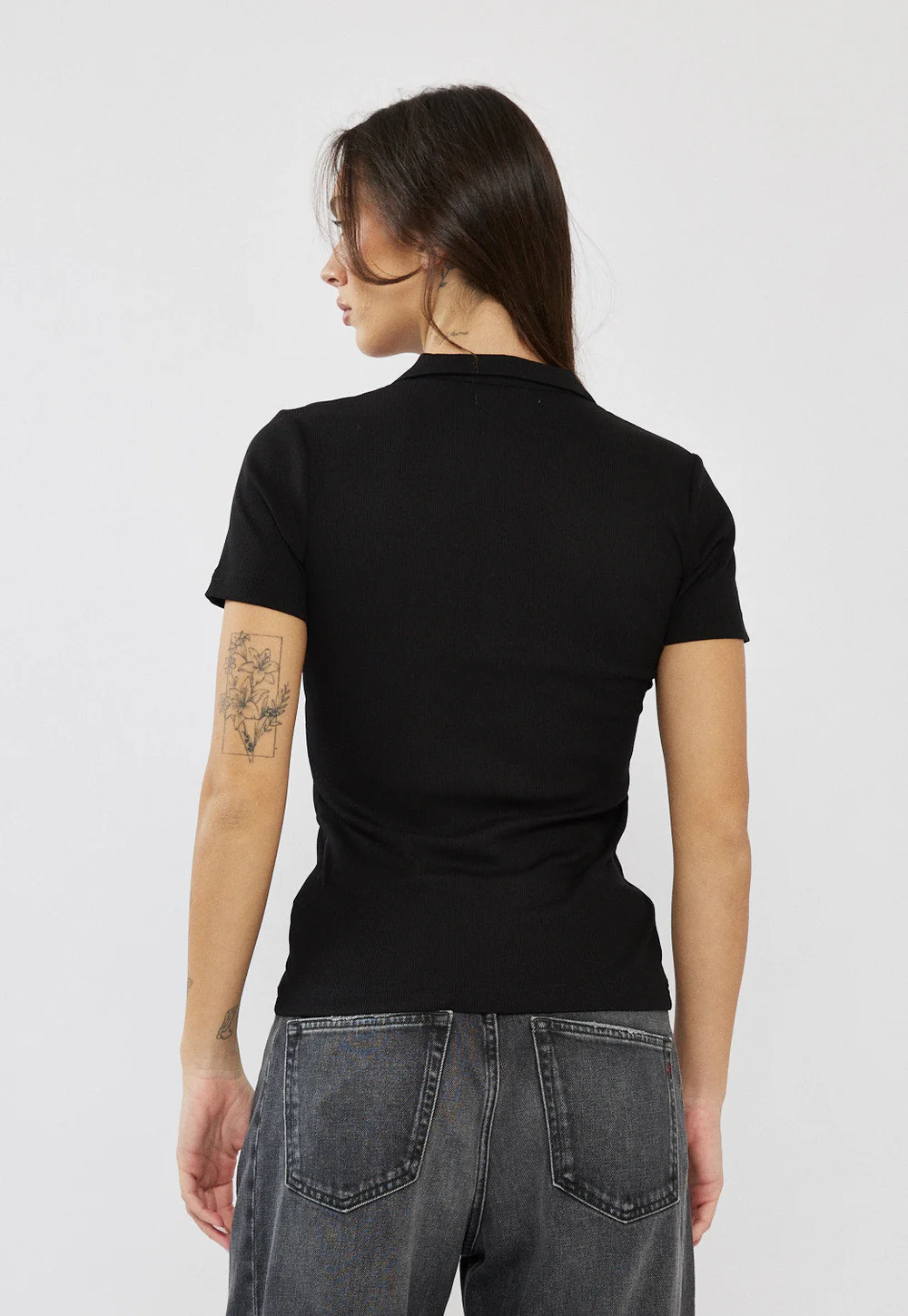 חולצת פולו קצרה – תמונה 2