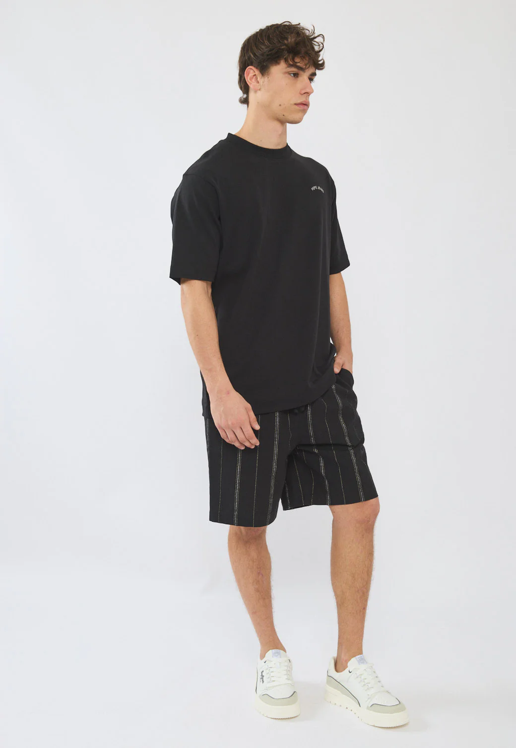 מכנסיים קצרים – תמונה 4