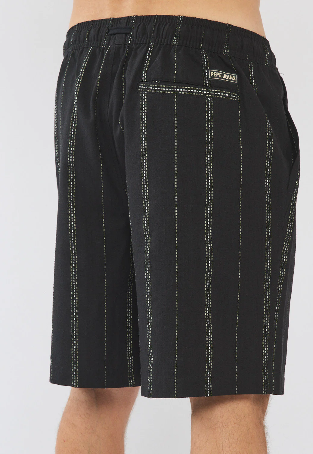 מכנסיים קצרים – תמונה 2