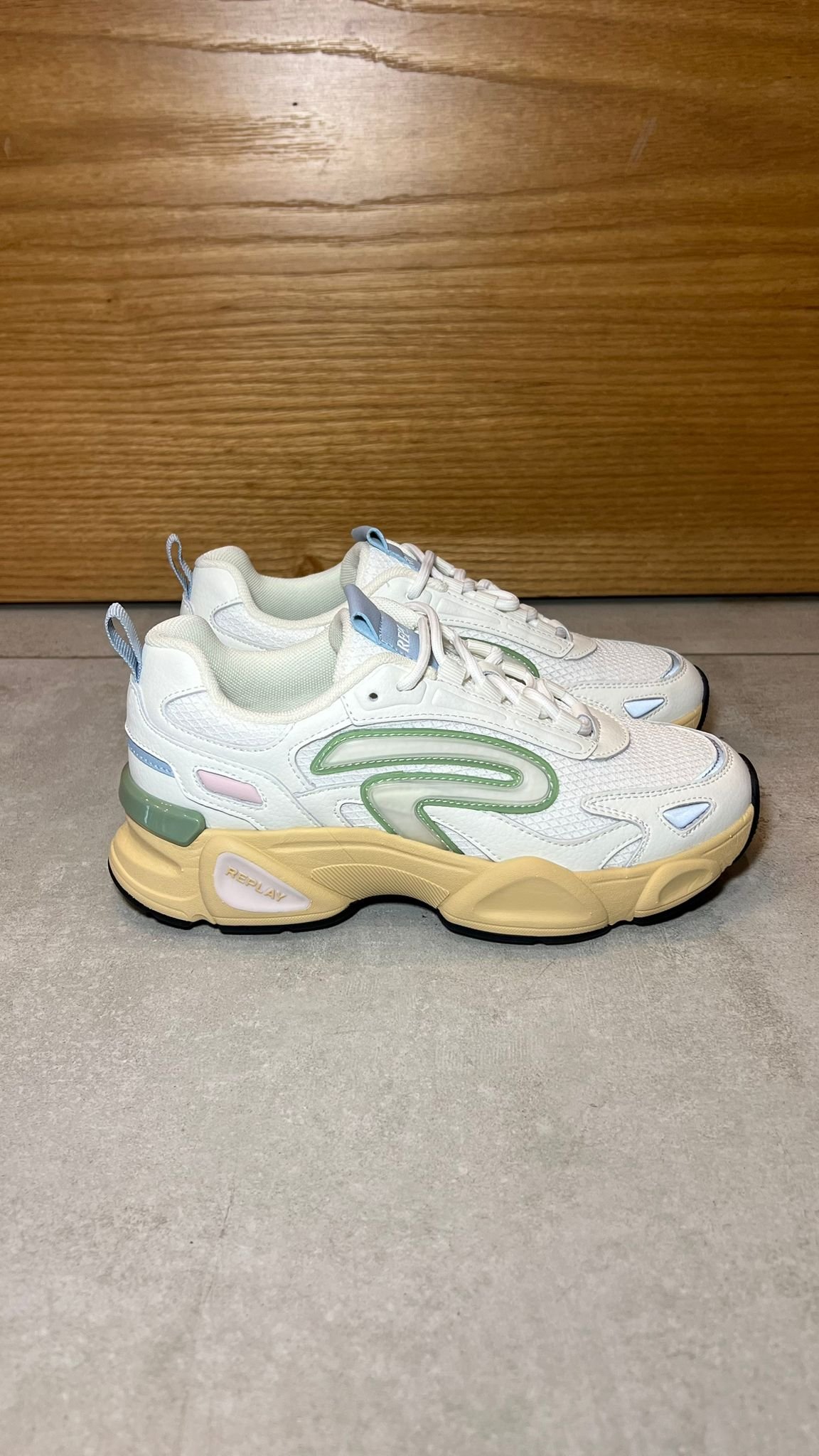 סניקרס אופנתית – תמונה 3